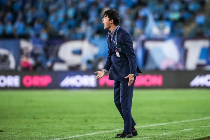 去年10月，首届长三角电影剧本高级研修班应运而生，10月29日它用丰硕 当迷雾剧场“撞上”剧本杀 2021-12-15 「剧本杀」续命悬疑剧 2022-09-19 编剧人才快来！