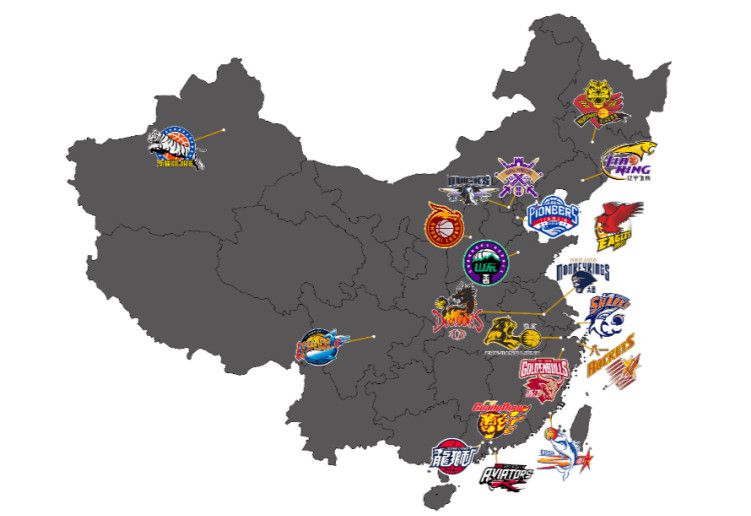 而当被捯饬过的古天乐走进画面时，周围的群众完全没有认出。