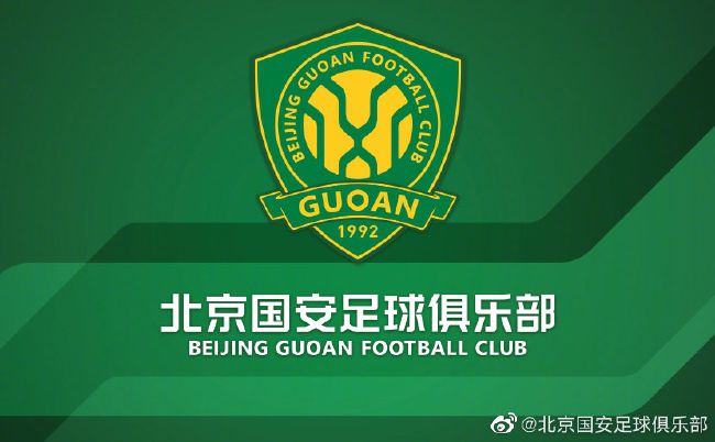 ” 靳东拍《鬼吹灯》意外受伤 腿部被扎伤口已缝合 2016-05-24 5月23日下午，靳东工作室发表微博称，靳东在拍摄《鬼吹灯之精绝古城》中腿部意外受伤。